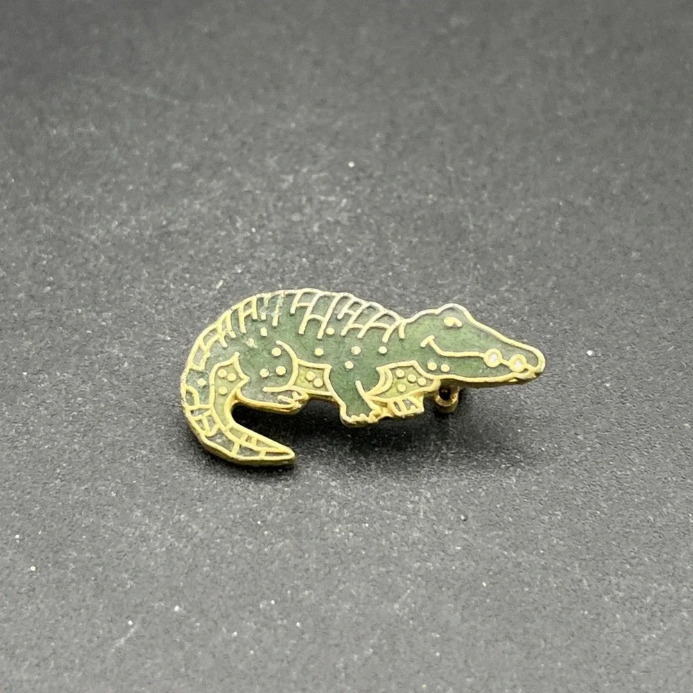 Alligator Crocodile Animal Lapel Hat Pin